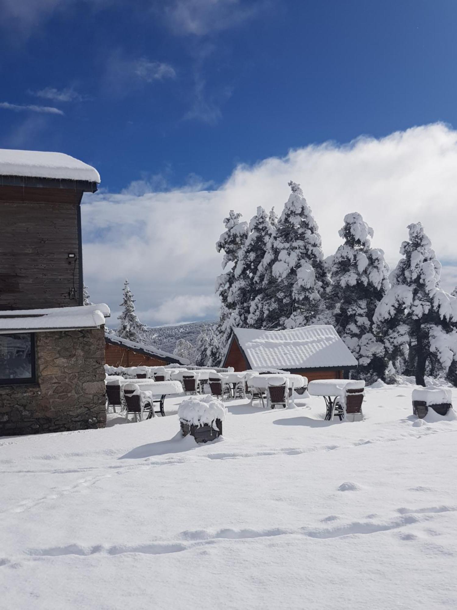 Chalet Hotel Du Mont Lozere Cubieres Exterior foto